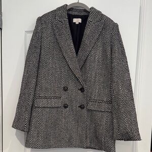 Elegant Black and White Herringbone Blazer